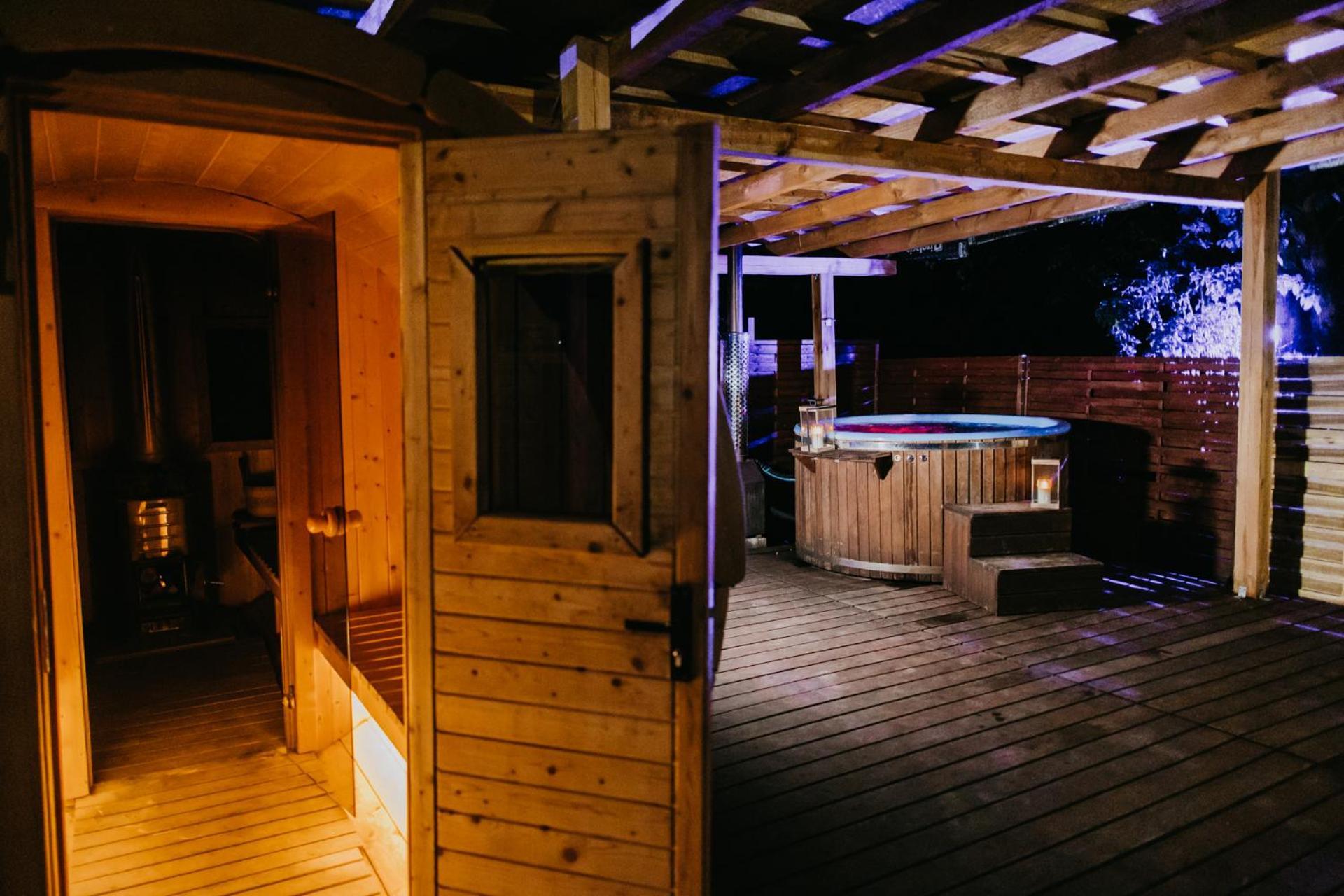 Hotel Indiana Camp - 150 M Od Suntago Park Grabce-Towarzystwo Exteriér fotografie