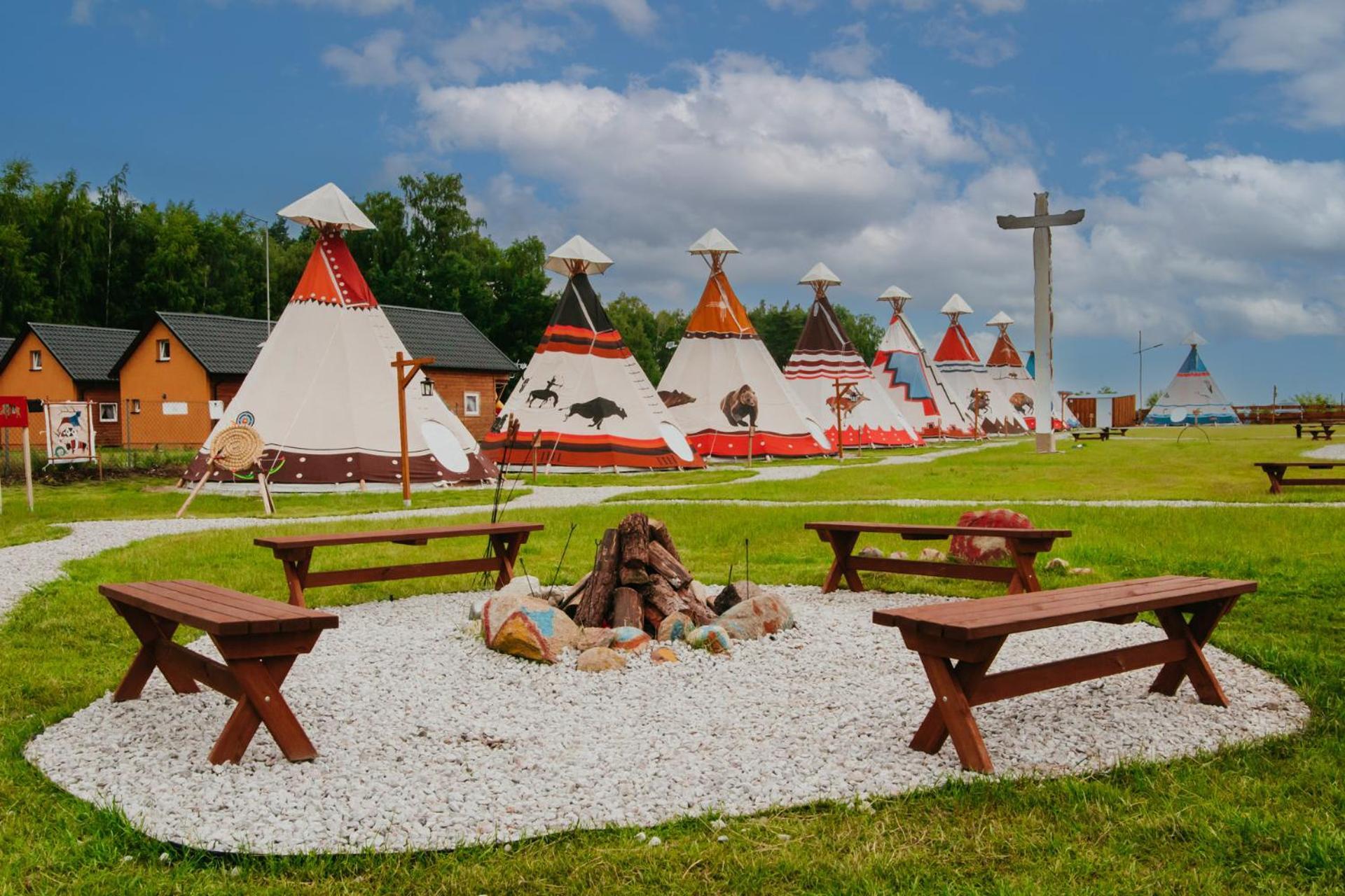 Hotel Indiana Camp - 150 M Od Suntago Park Grabce-Towarzystwo Exteriér fotografie