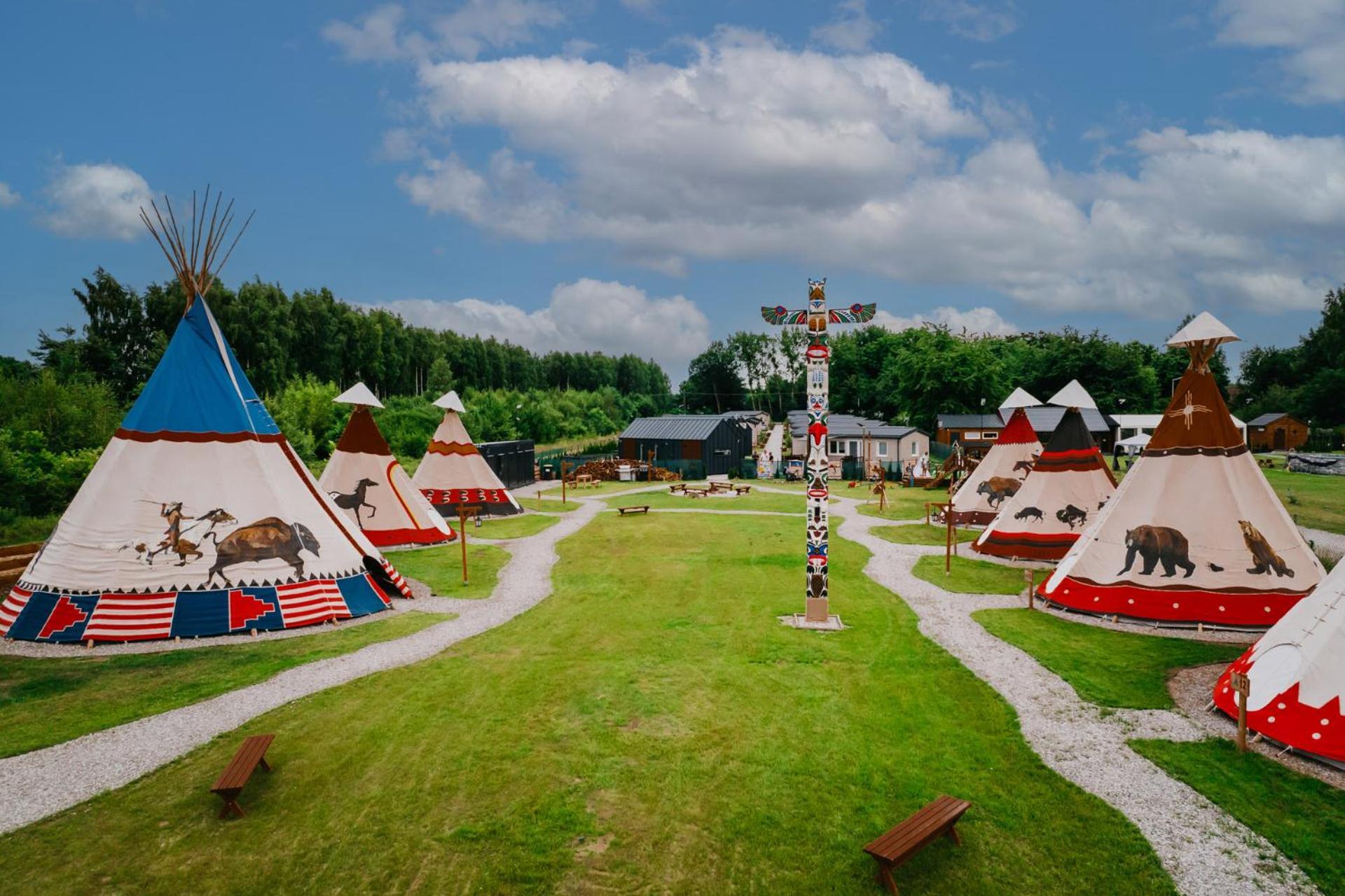 Hotel Indiana Camp - 150 M Od Suntago Park Grabce-Towarzystwo Exteriér fotografie