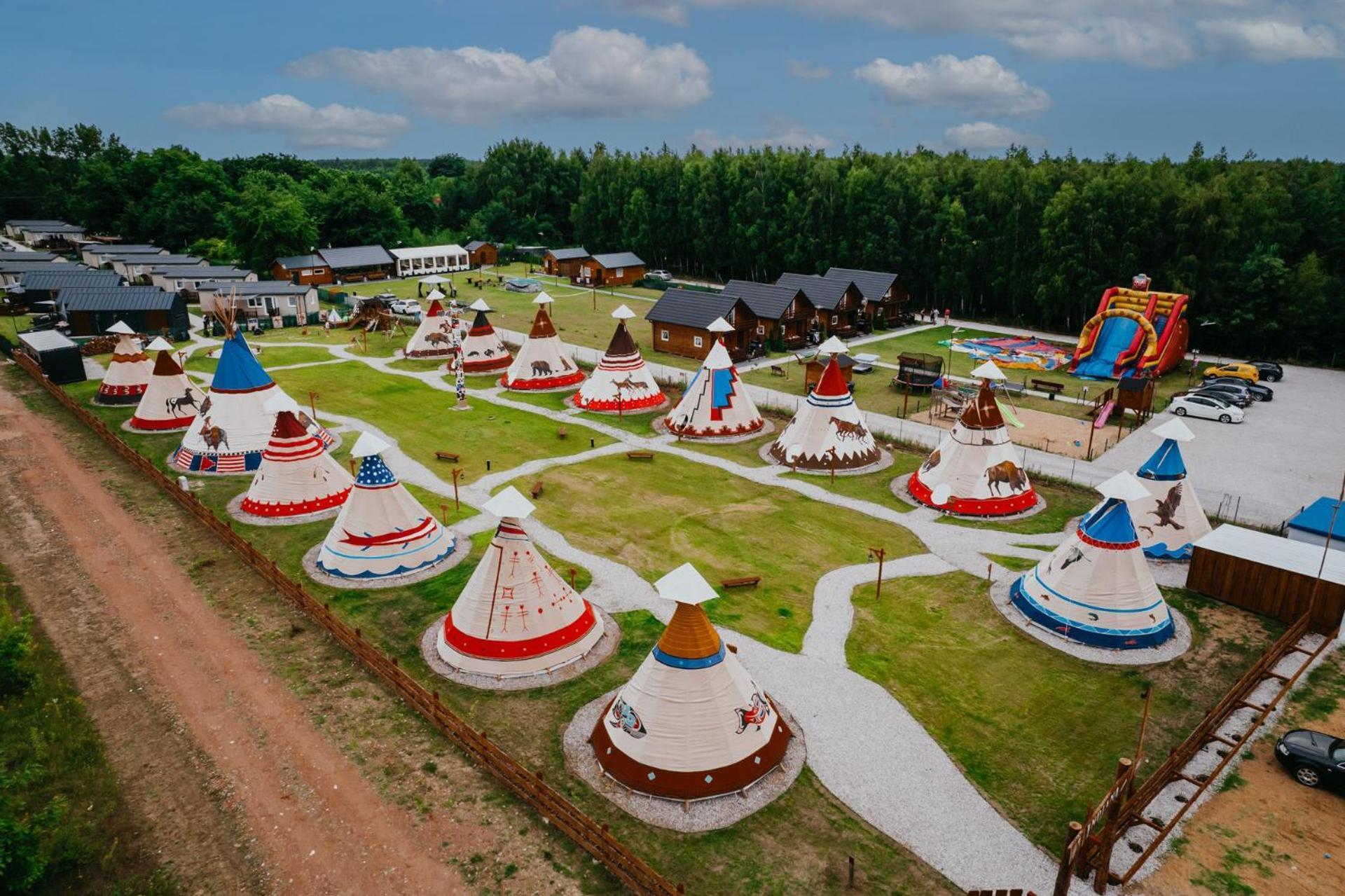 Hotel Indiana Camp - 150 M Od Suntago Park Grabce-Towarzystwo Exteriér fotografie